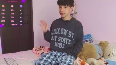 cuddly_twink webcam model stream image
