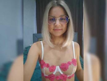 Vasilisa-and-Zhenya webcam model stream image