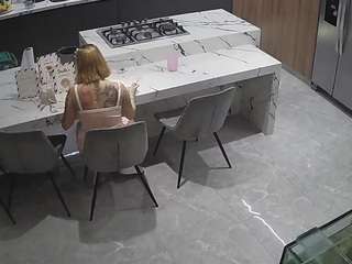 voyeurcam-casa-salsa-kitchen webcam model stream image