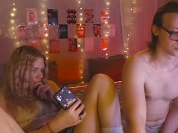 your__horny__dream webcam model stream image