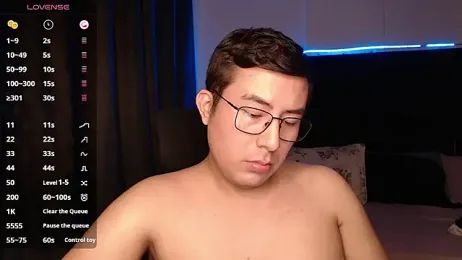 andrewmhilton_ webcam model stream image