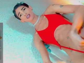 isabellalatingirs webcam model stream image