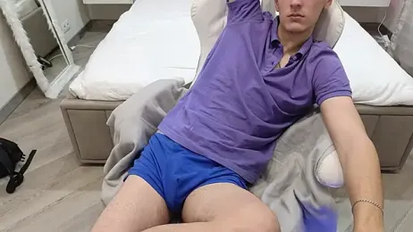 MoonlinSkinn webcam model stream image