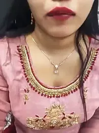 Sania-Love webcam model stream image