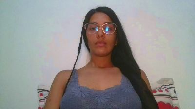 JuanaBrunette7 webcam model stream image