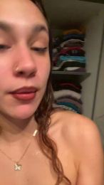 Lyvx webcam model stream image