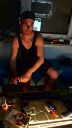 BadHeDirtyShe webcam model stream image