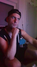 BadHeDirtyShe webcam model stream image