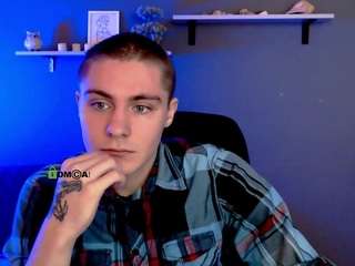 thomas-crow webcam model stream image