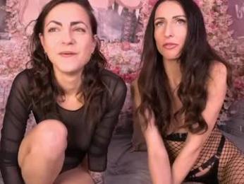 kinkyfriedchicks_ webcam chaturbate model stream image