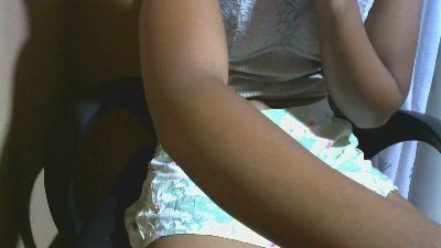 Nieliah_84 webcam model stream image