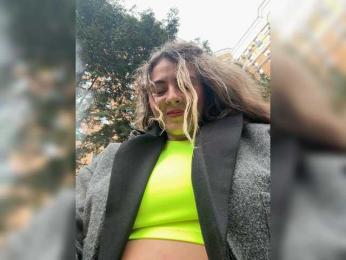 ProseccoMood webcam bongacams model stream image