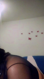 AmaJulia webcam model stream image