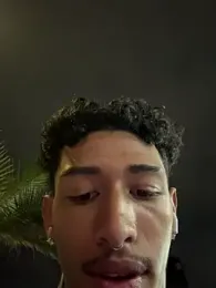 Leon_Creed webcam model stream image