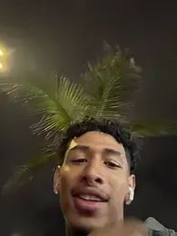 Leon_Creed webcam model stream image