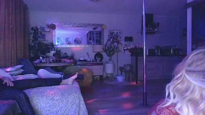 ClaraLovehole webcam model stream image