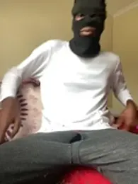 Gifttheskimaskboy420 webcam stripchat model stream image