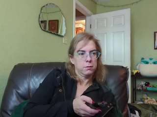 linzy19 webcam model stream image