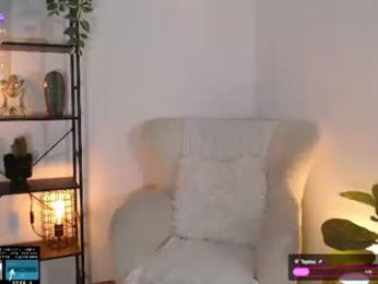 lucylia_ webcam model stream image