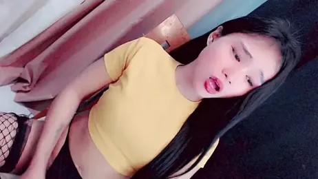 Amomentoflust99 webcam model stream image