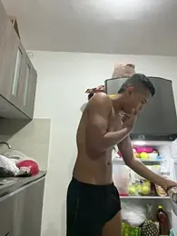 noahdark_ webcam model stream image