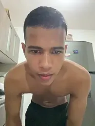 noahdark_ webcam model stream image