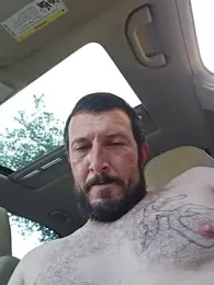 UncutHammer69 webcam model stream image