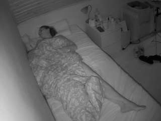 voyeurcam-julmodels-greybed-1 webcam model stream image