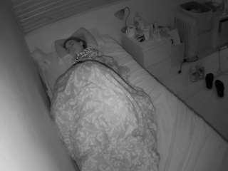 voyeurcam-julmodels-greybed-1 webcam model stream image