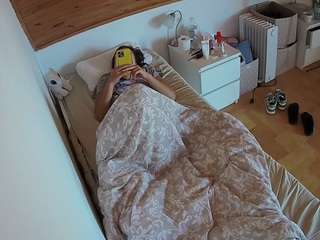 voyeurcam-julmodels-greybed-1 webcam model stream image