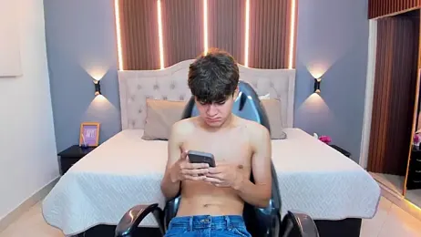 Tommy18__ webcam model stream image