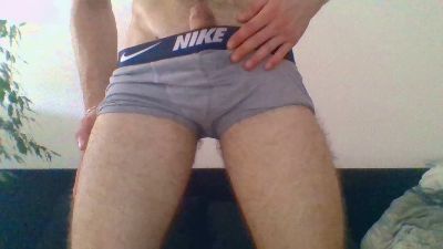 yourhairyGOD webcam model stream image