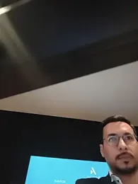 leolim220 webcam model stream image