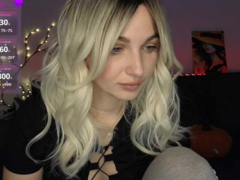 MellicaX webcam model stream image