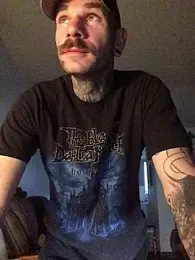 BlueCollarTattoos webcam model stream image