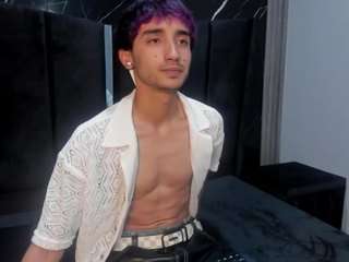 lauryandnarenn webcam camsoda model stream image