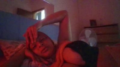 V_o1909 webcam model stream image