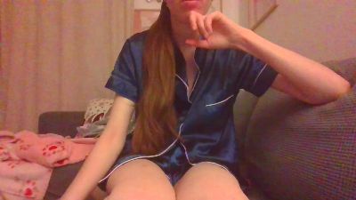 Nanahings webcam model stream image