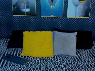 Kazuya Nakamura webcam model stream image