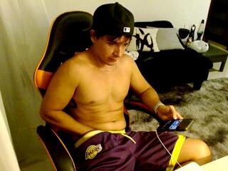 Master Zeth webcam model stream image