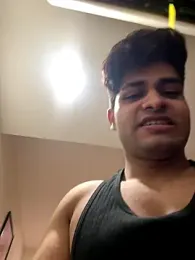 Vihaaanfucks webcam stripchat model stream image