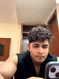 Vihaaanfucks webcam stripchat model stream image