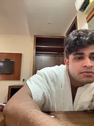 Vihaaanfucks webcam stripchat model stream image