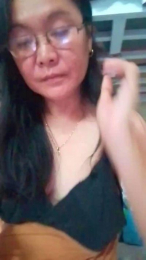 WildLady webcam model stream image