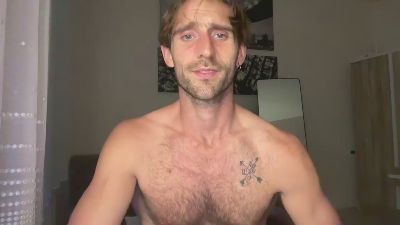 LukeGunn webcam model stream image