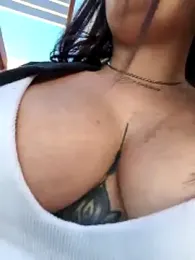 MissNyraSecret webcam model stream image