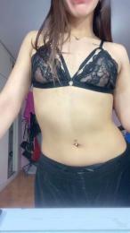 Nicki webcam model stream image