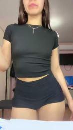 Nicki webcam model stream image