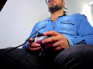 Amir Haidar webcam model stream image