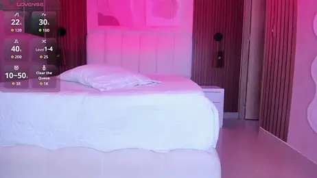 Im_perla_ webcam model stream image